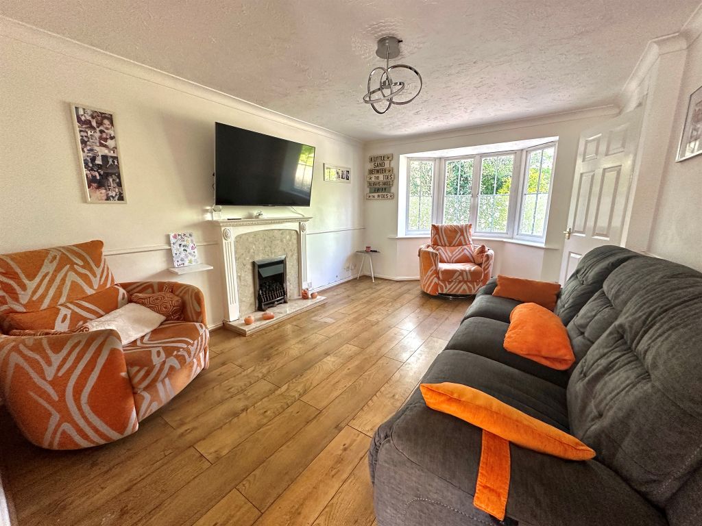 Property photo 3 of 18