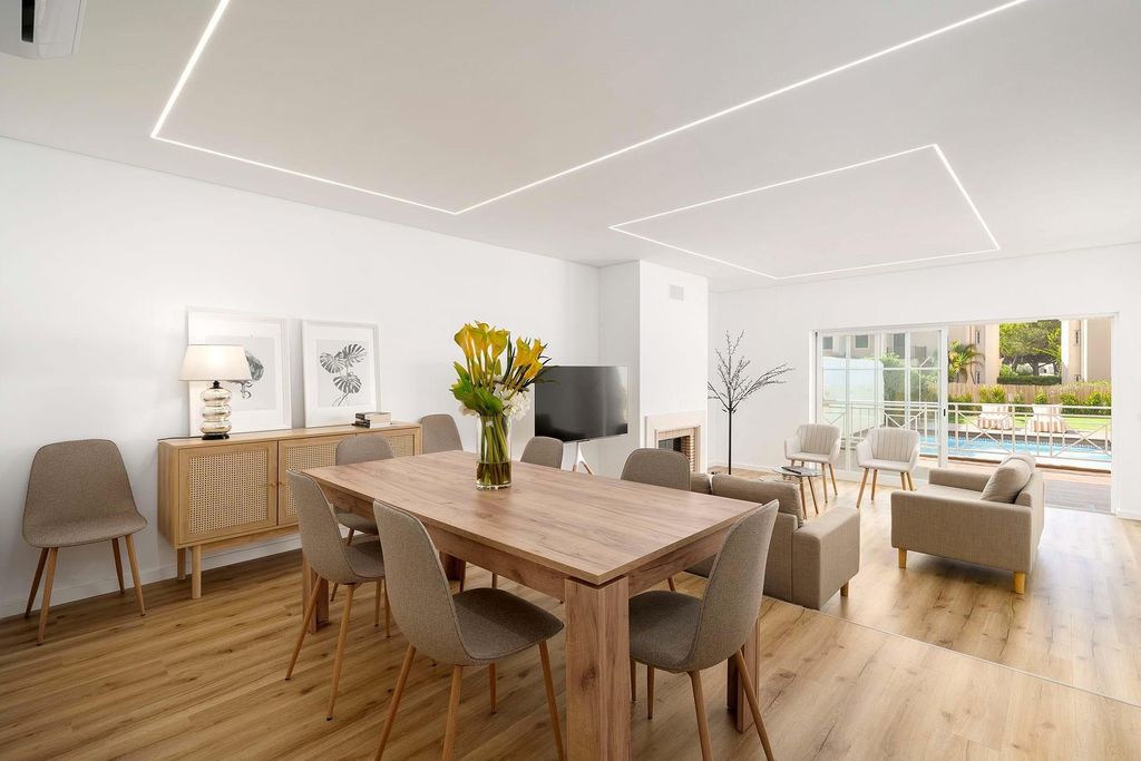 Property photo 3 of 27 Image