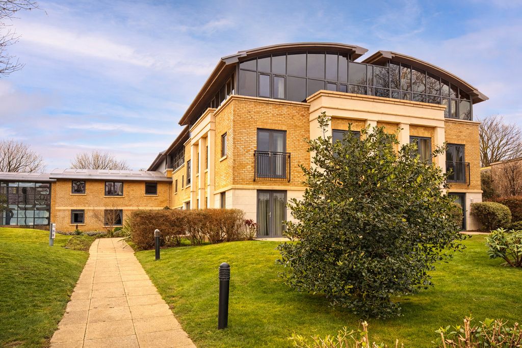 Property photo 1 of 10