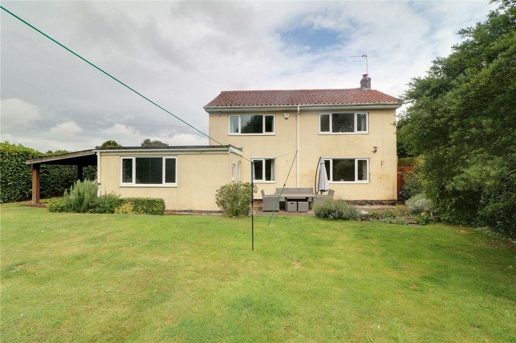 Property photo 2 of 19 Picture No. 02