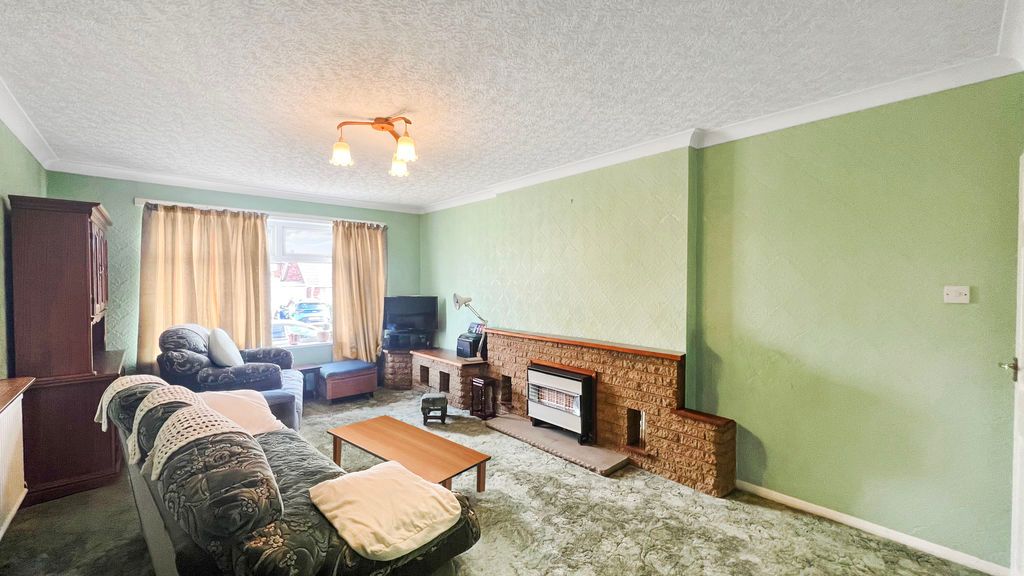 Property photo 2 of 15 Photo 15