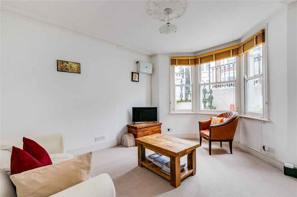 Property photo 1 of 6