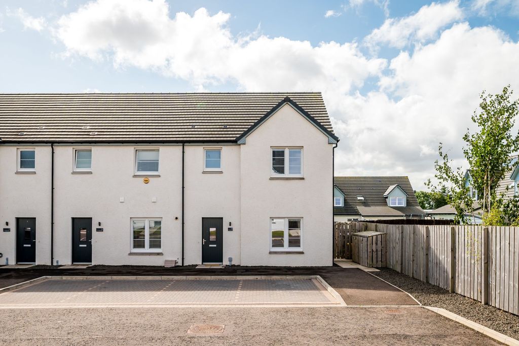 Property photo 1 of 19