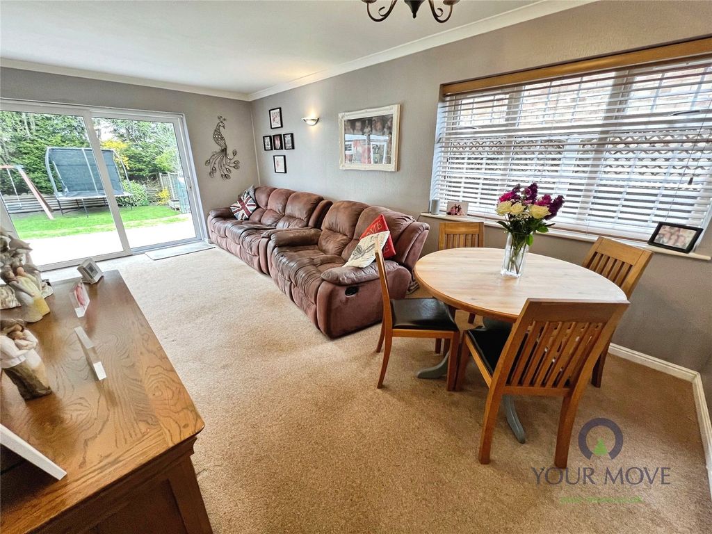 Property photo 3 of 20 Open Plan Lounge