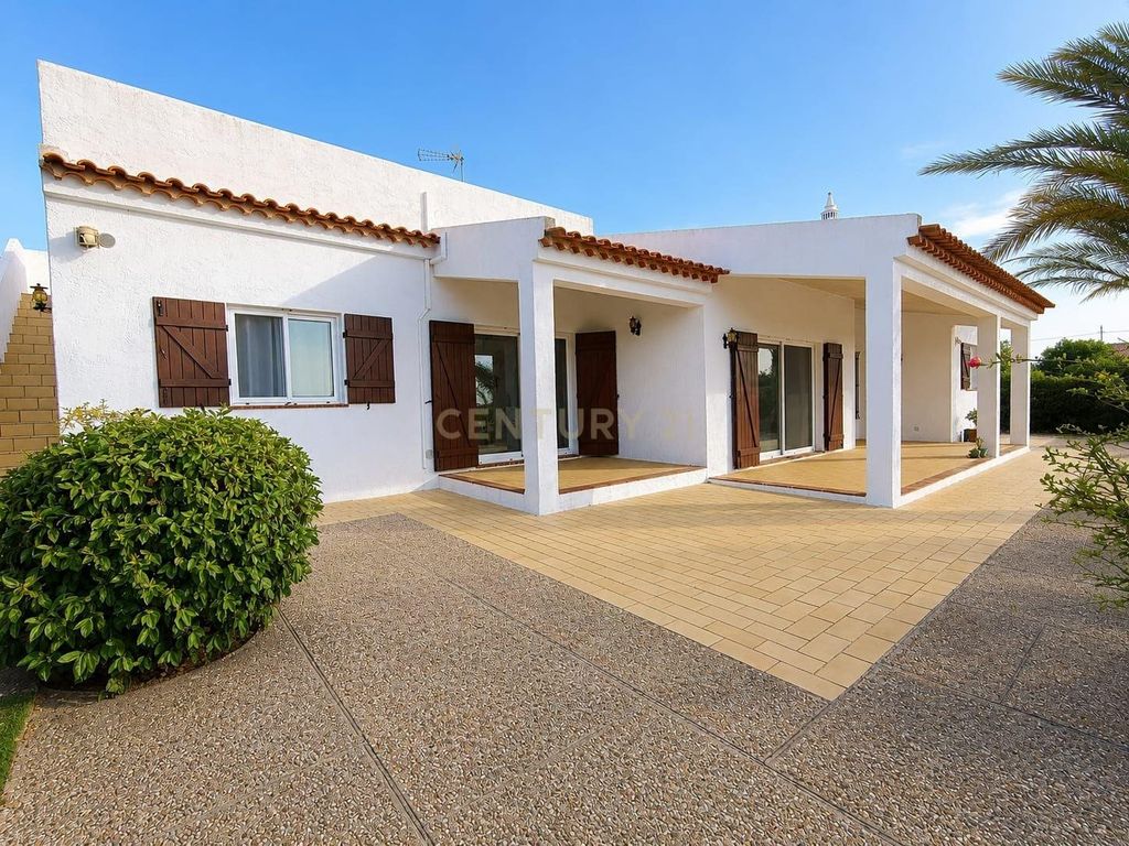 Property photo 1 of 15 Traditional House In The Heart Of The Algarve.