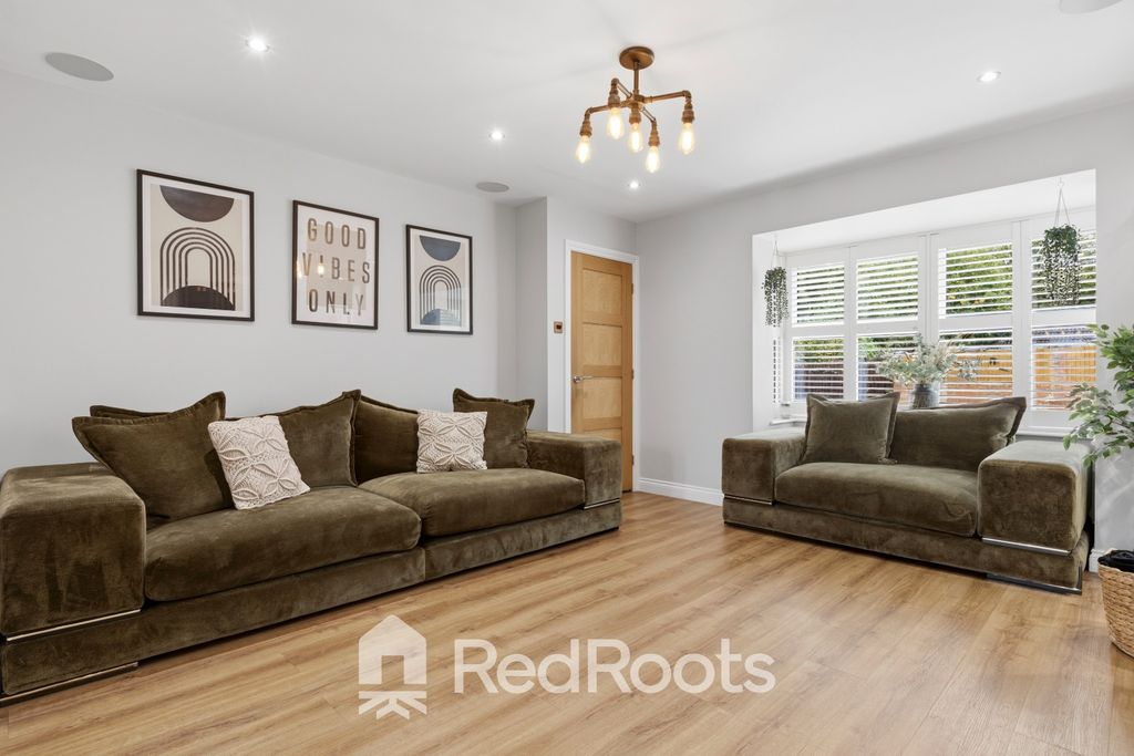 Property photo 3 of 18 5399723