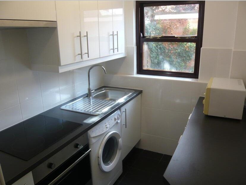 Property photo 2 of 5