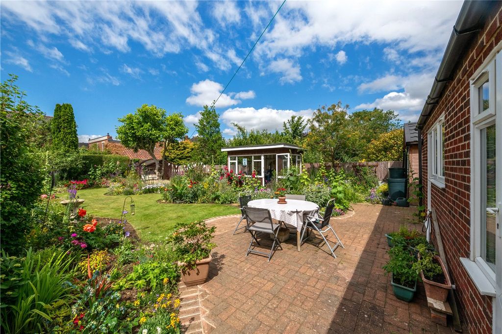 Property photo 2 of 18 Picture No. 20