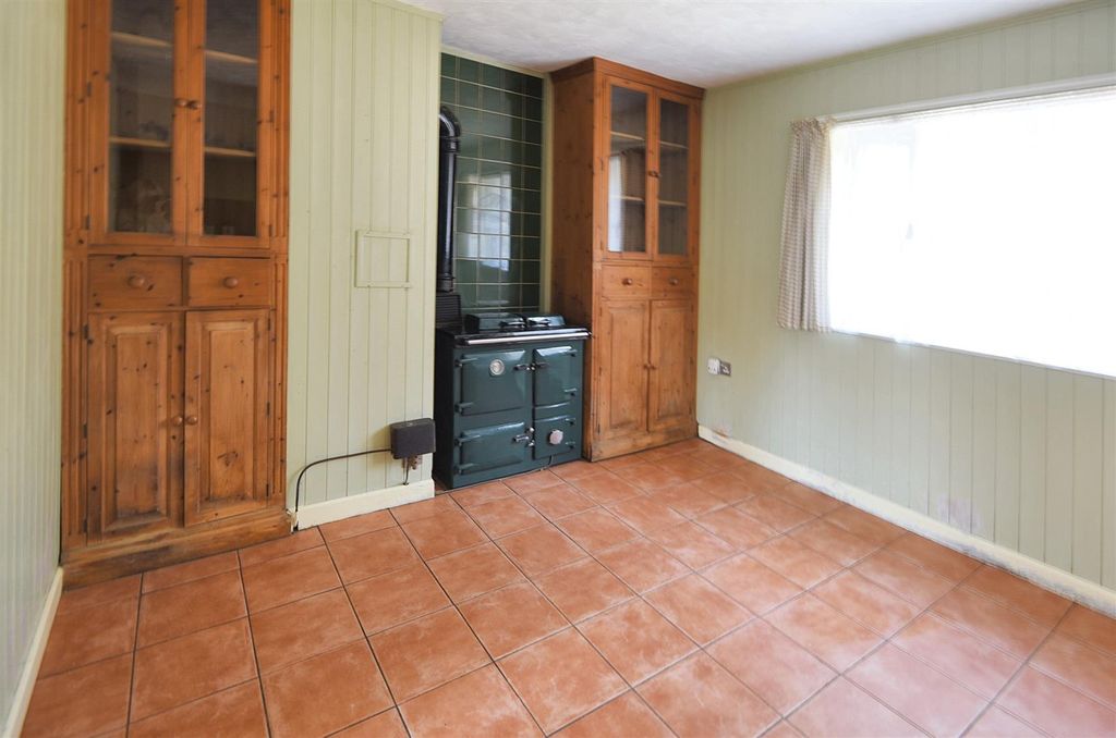 Property photo 3 of 11 Kictehn