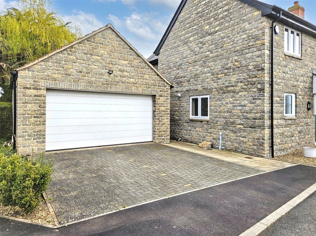 Property photo 2 of 22 Picture No. 40