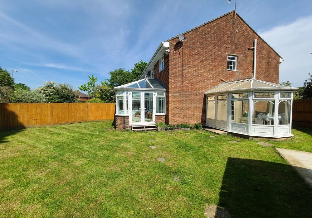 Property photo 2 of 24