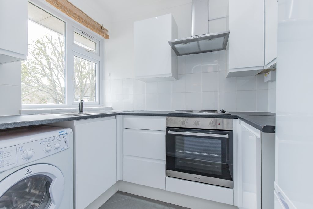 Property photo 2 of 7 94589