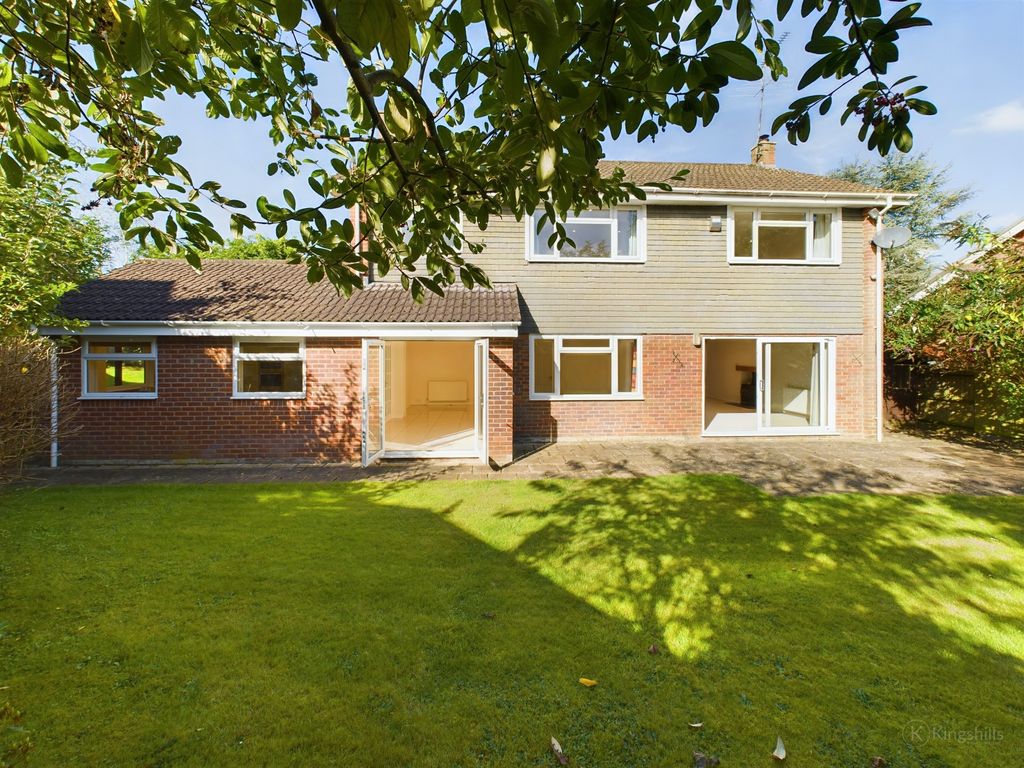 Property photo 3 of 17 Rear