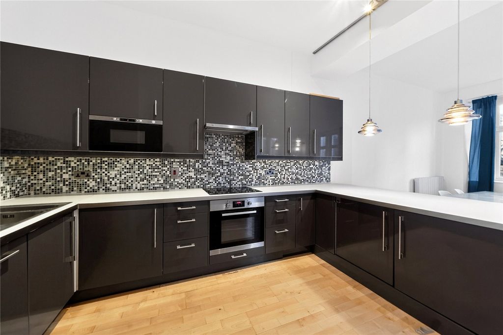 Property photo 3 of 15 Kitchen