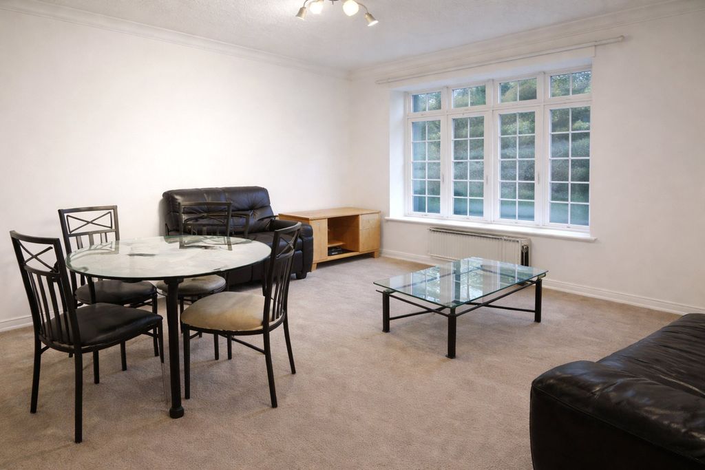 Property photo 2 of 5 Reception