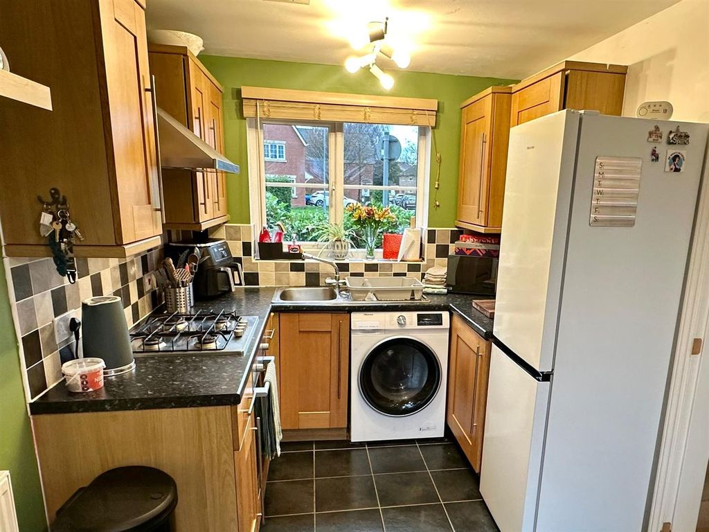 Property photo 3 of 15