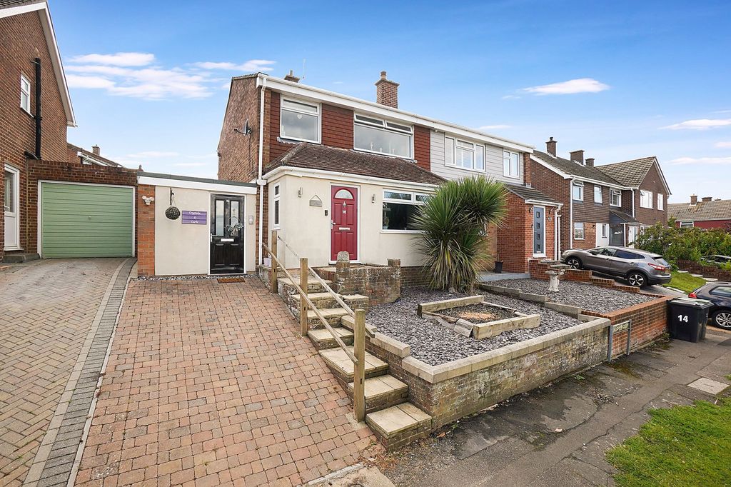 Property photo 1 of 22