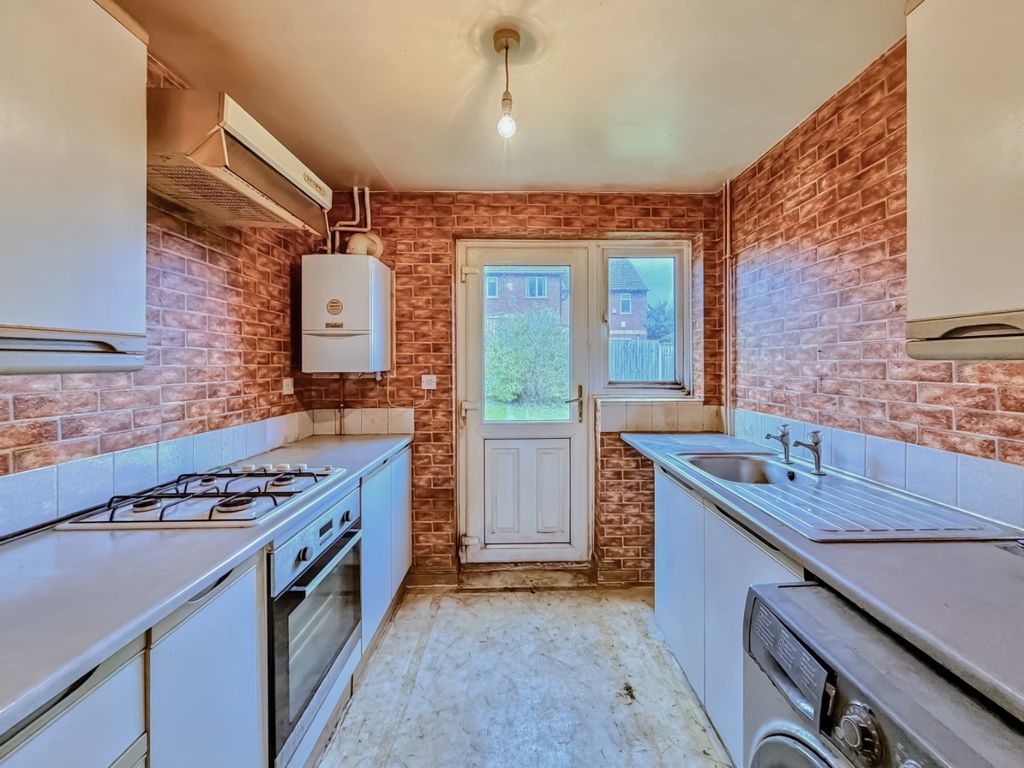 Property photo 3 of 19 4612377