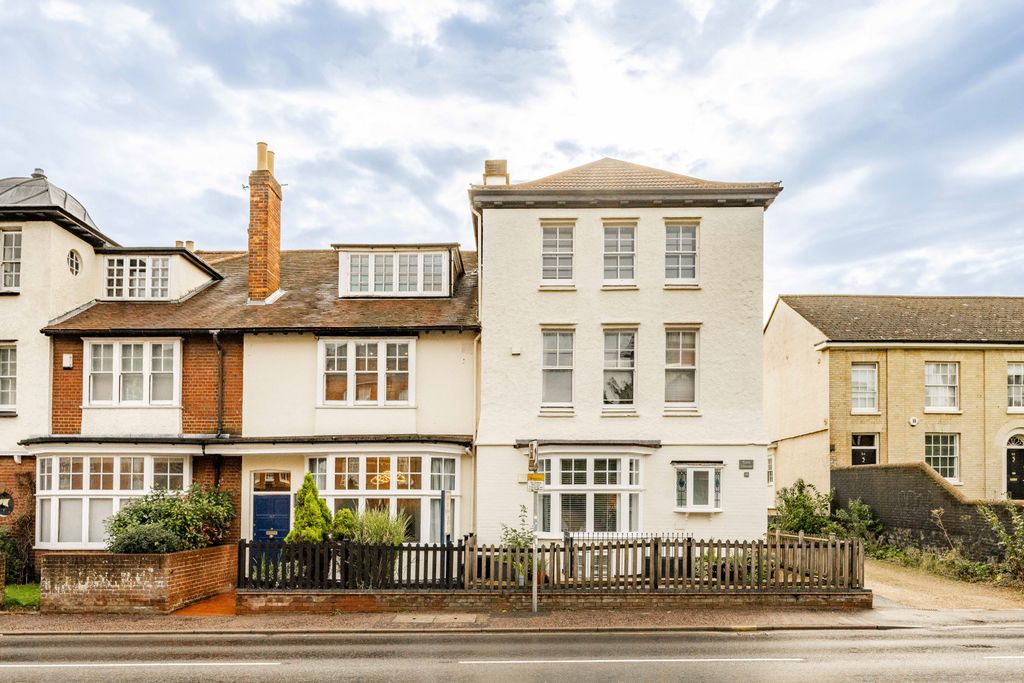 Property photo 1 of 8 Image