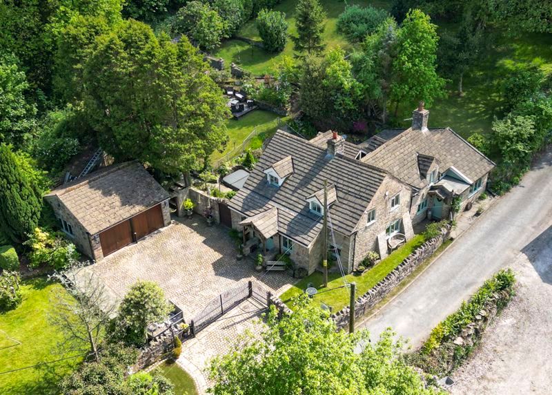 Property photo 2 of 47 Photo 24