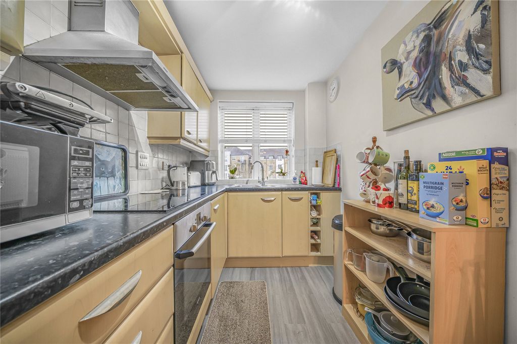 Property photo 2 of 12 Picture No. 01