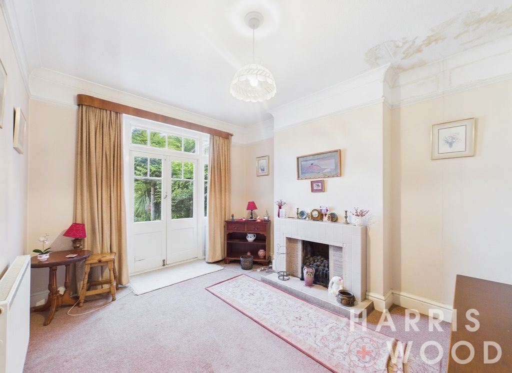 Property photo 3 of 14 5188663