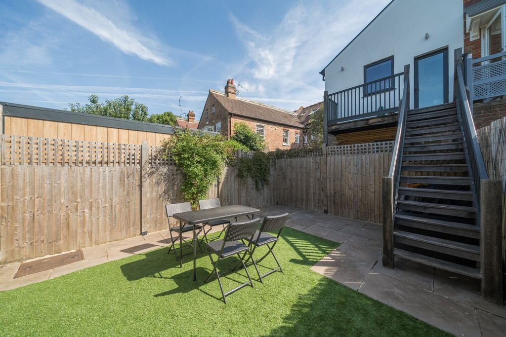Property photo 3 of 12 Picture No. 02