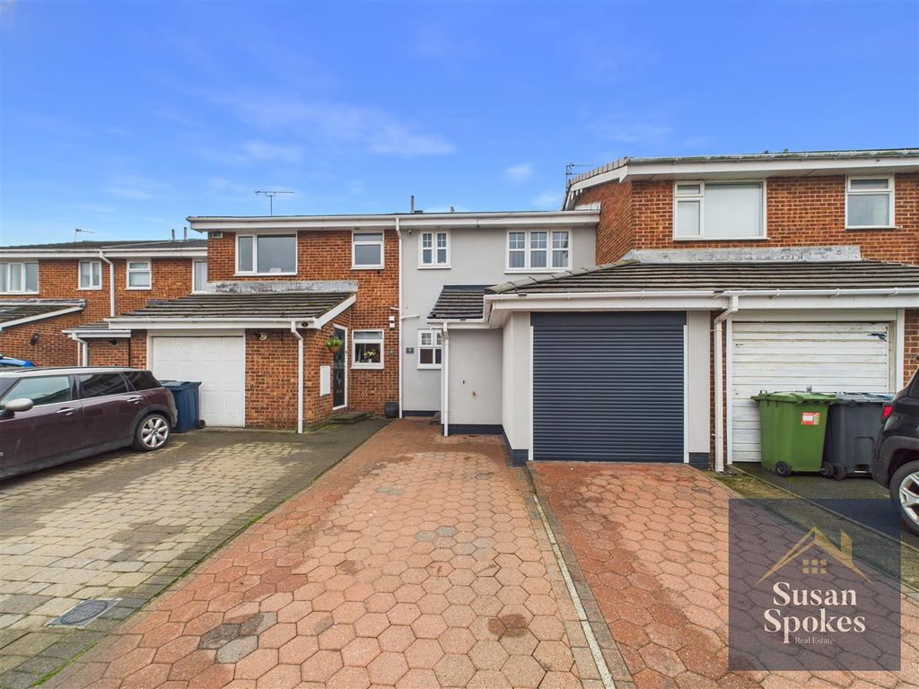 Property photo 1 of 20 Cam01858G0-Pr0222-Still033.Jpg