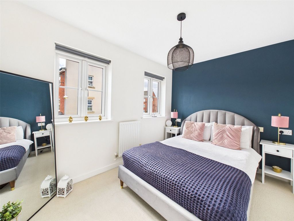 Property photo 3 of 8 Picture No. 14