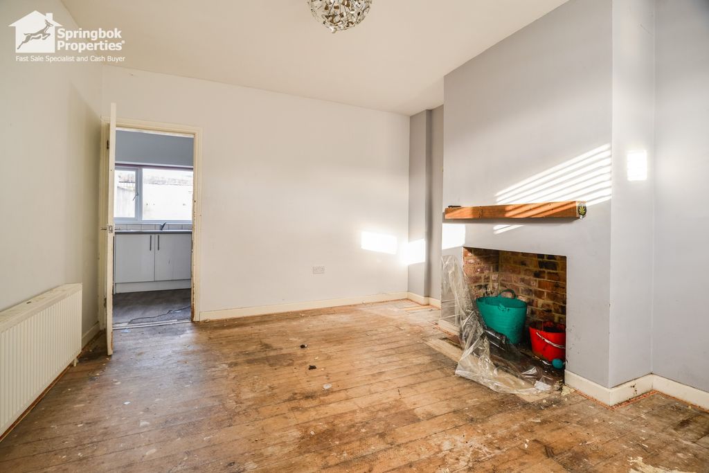 Property photo 2 of 10 Image 1