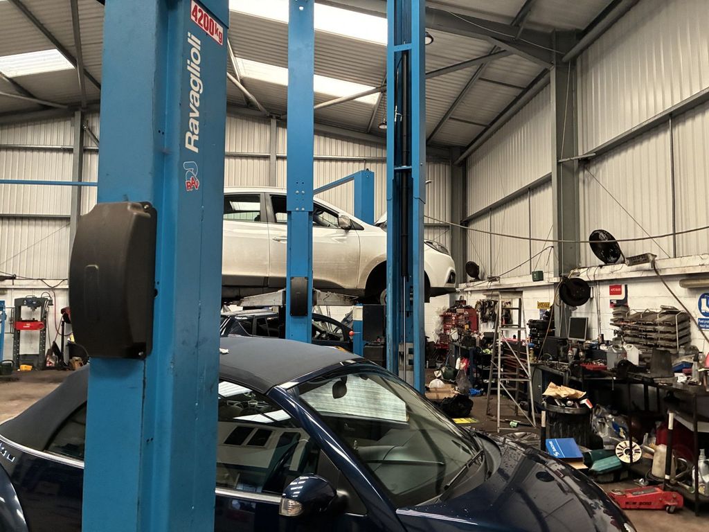 Property photo 2 of 6