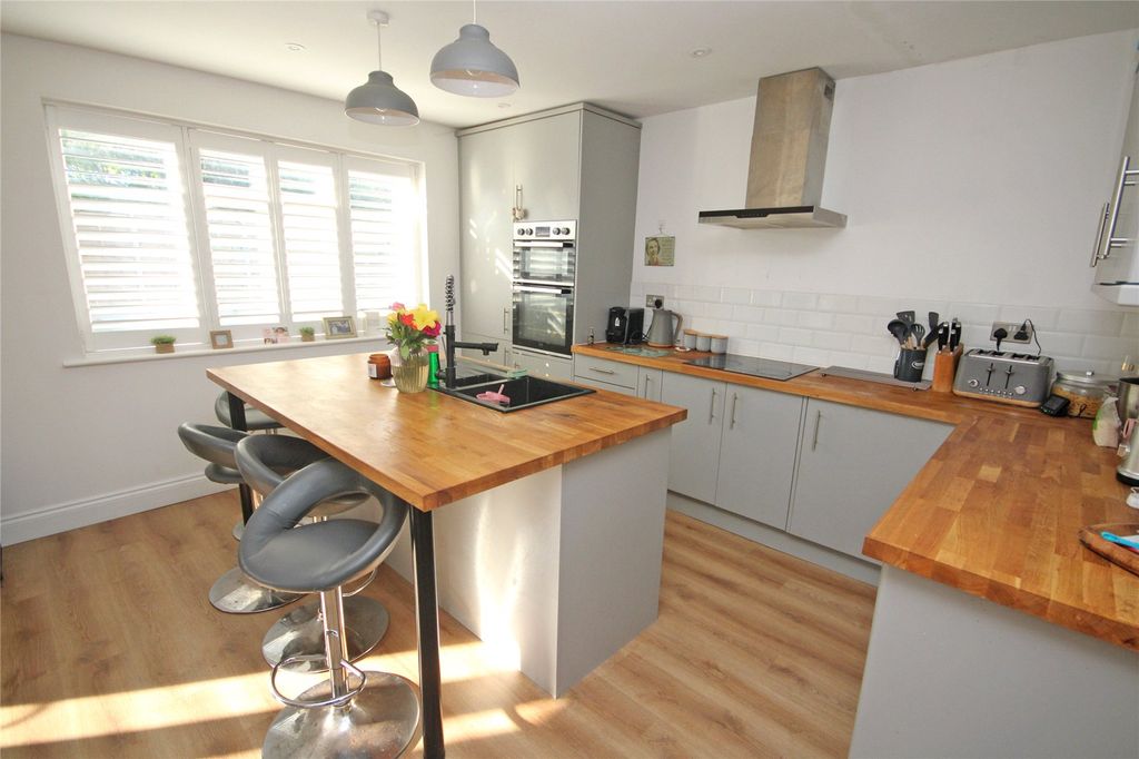 Property photo 3 of 15 Picture No. 09