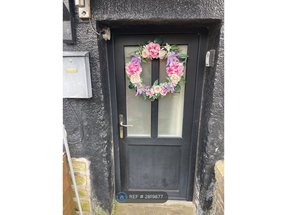 Property photo 3 of 33