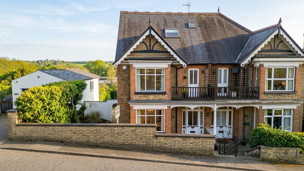 Property photo 1 of 30