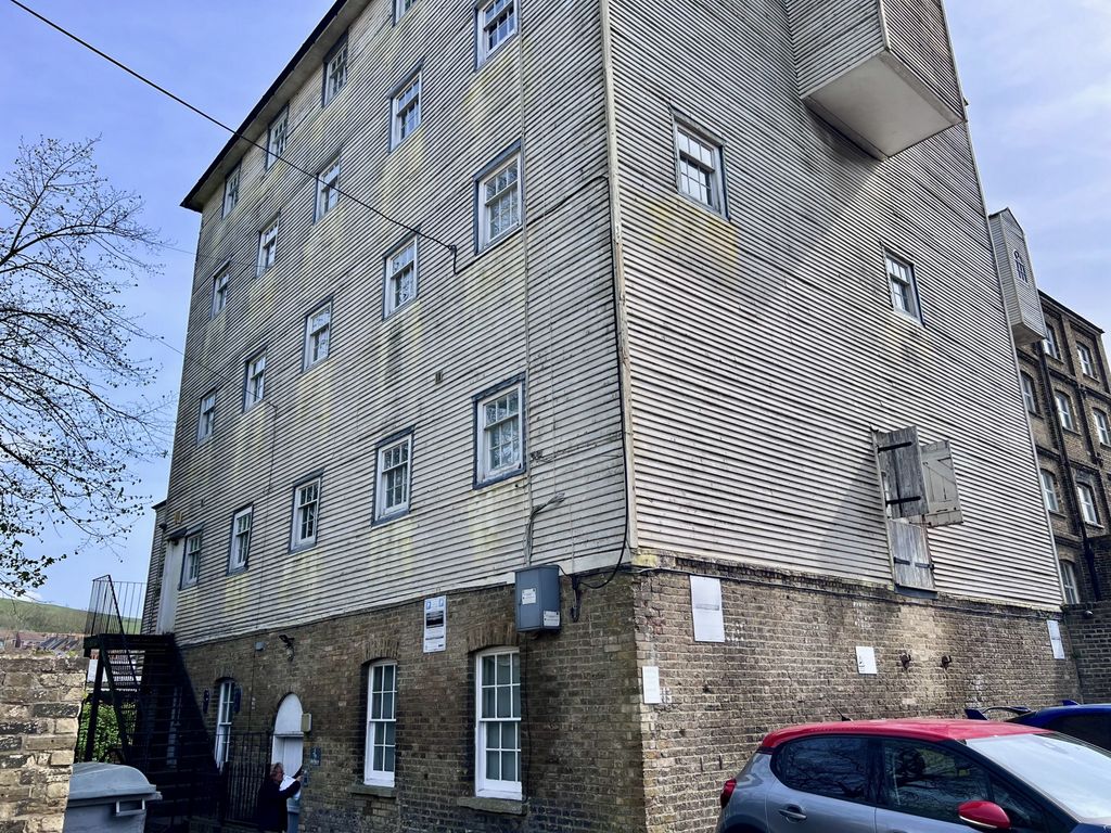 Property photo 1 of 13 Photo 1