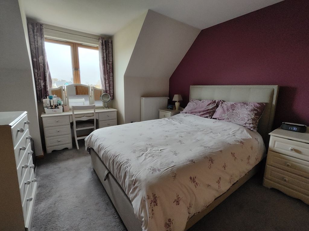 Property photo 3 of 21