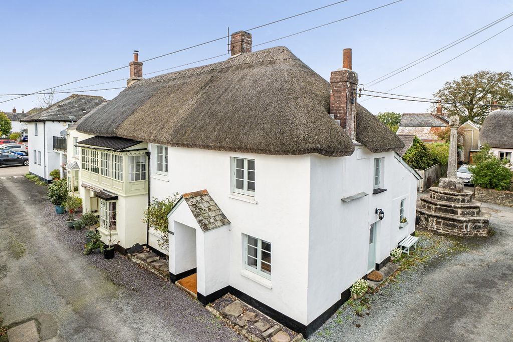 Property photo 1 of 14 5596171