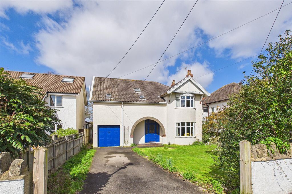 Property photo 1 of 21