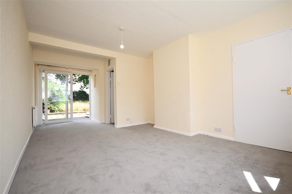 Property photo 2 of 8 Living Room