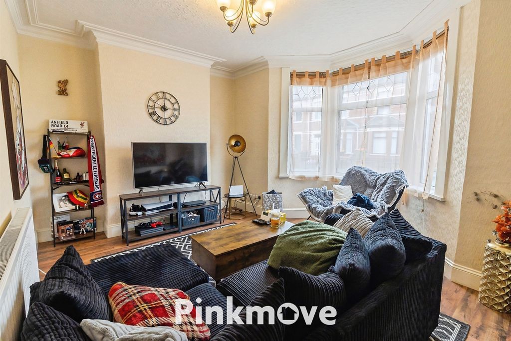 Property photo 2 of 19