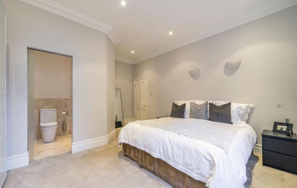 Property photo 3 of 5