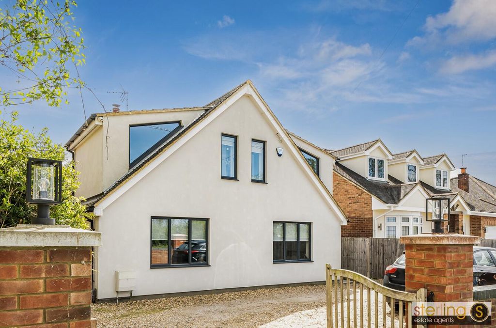 Property photo 1 of 20 6Fb0c10d-7d32-426c-8566-d2E66F2Ad3d0.Jpg