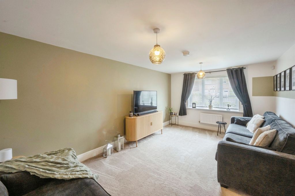 Property photo 2 of 23