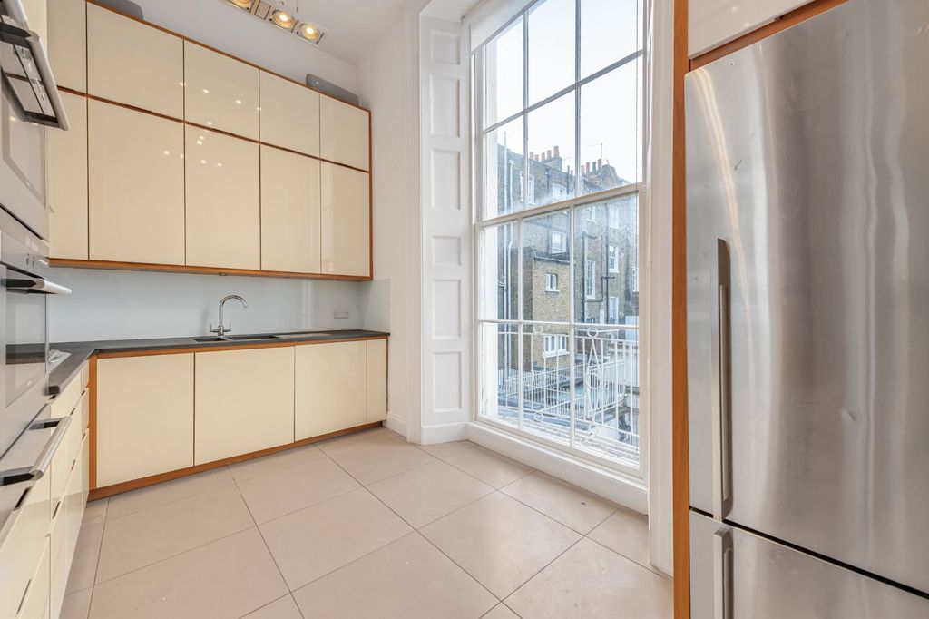 Property photo 3 of 28 Picture No. 21