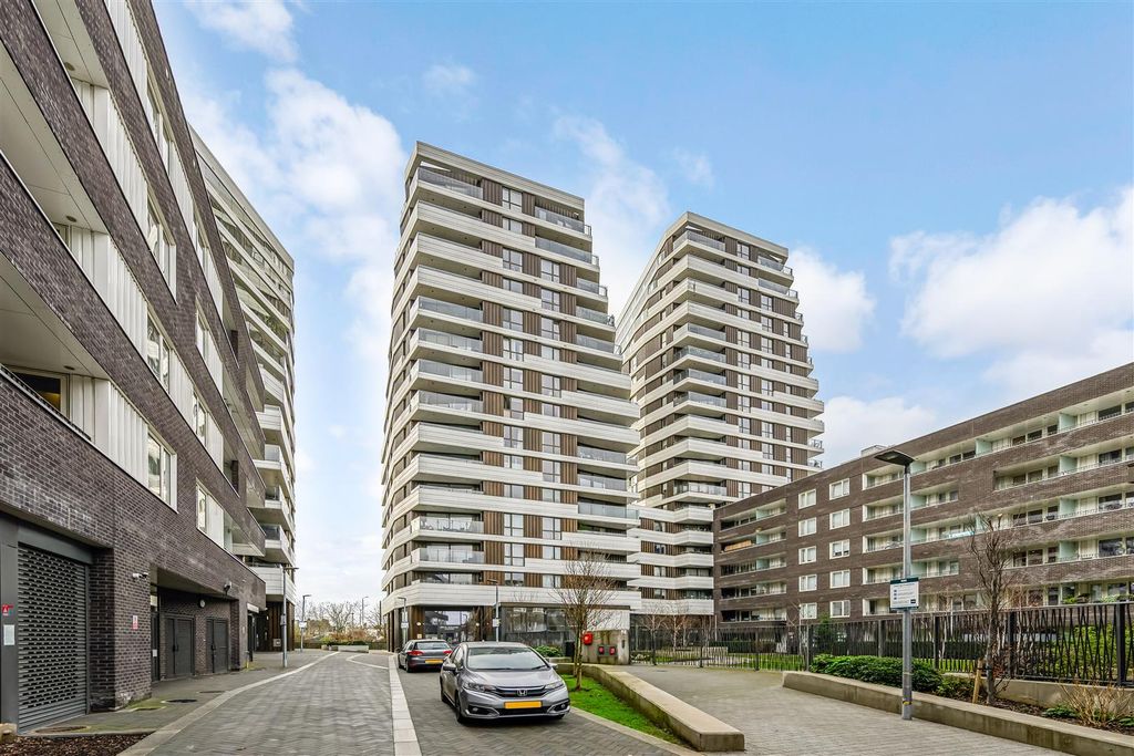 Property photo 1 of 21 20