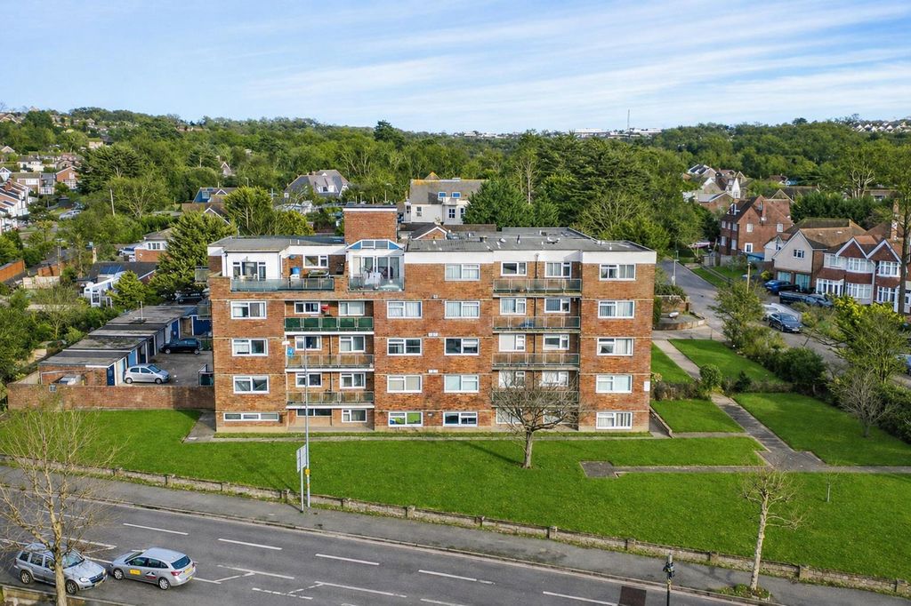 Property photo 1 of 16 d6Daf8E0-378B-4d55-B7F6-B10624619Cb4.Png