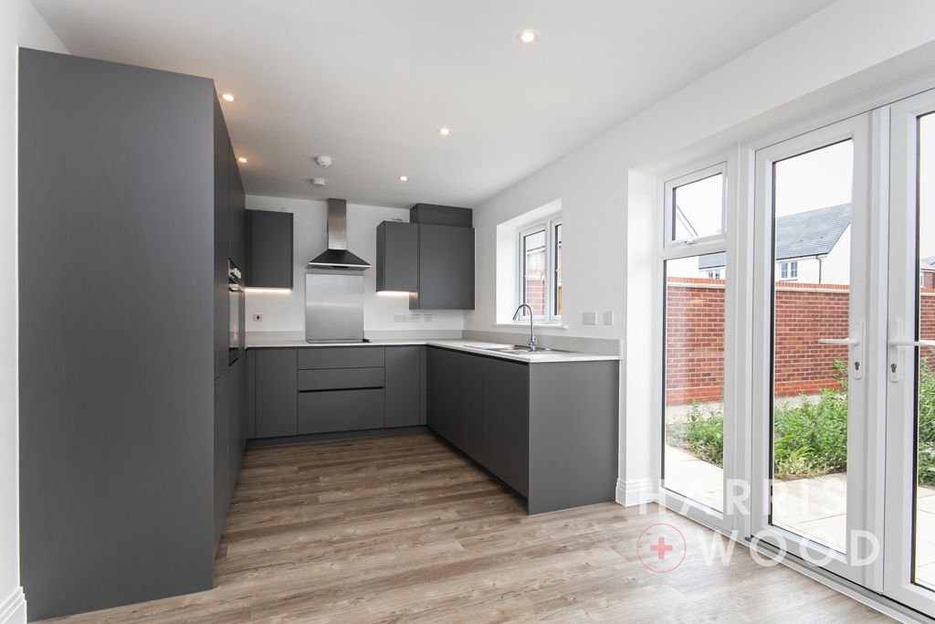 Property photo 2 of 27 4429933