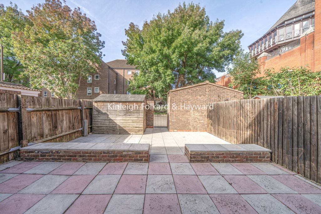 Property photo 3 of 15 2E18Ed5A-d1E6-4F26-A