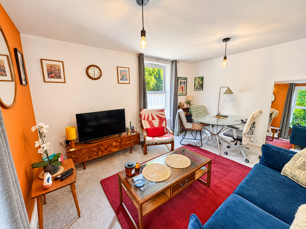 Property photo 3 of 9 Eafaf474-9c21-4Ed8-A502-4F729Cedab31
