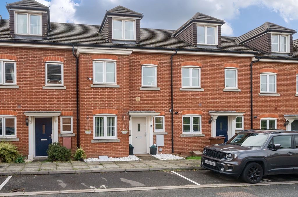 Property photo 1 of 11 External